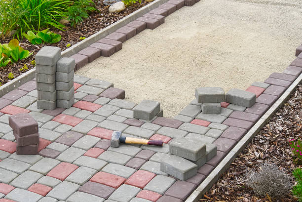 Best Residential Driveway Paver Services  in Mazomanie, WI