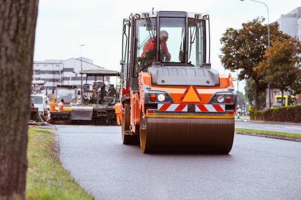 Best Commercial Driveway Pavers  in Mazomanie, WI